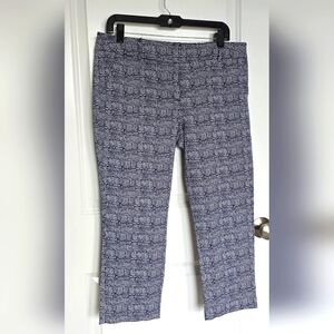Women's Navy and‎ White Patterned Crop Pants